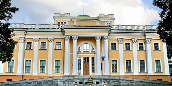 Дворец Румянцевых и Паскевичей