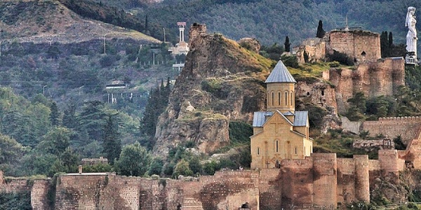Крепость Нарикала