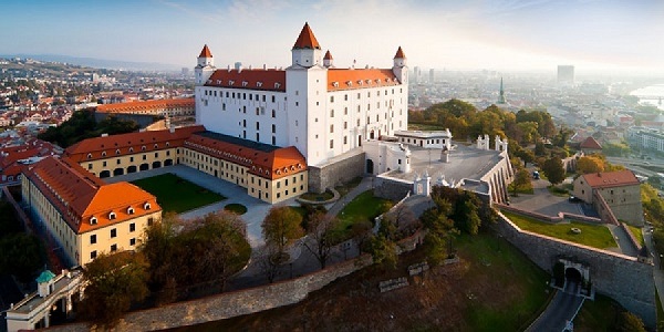 Братиславский замок